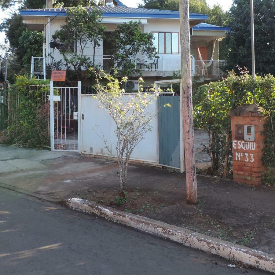 Habitaciones Panchita 푸에르토이과수 외부 사진